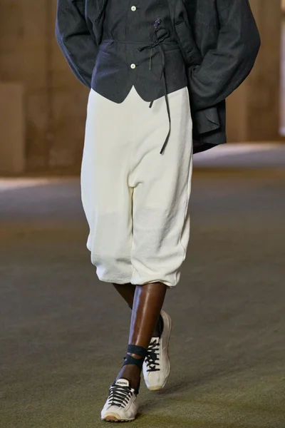 Look 69